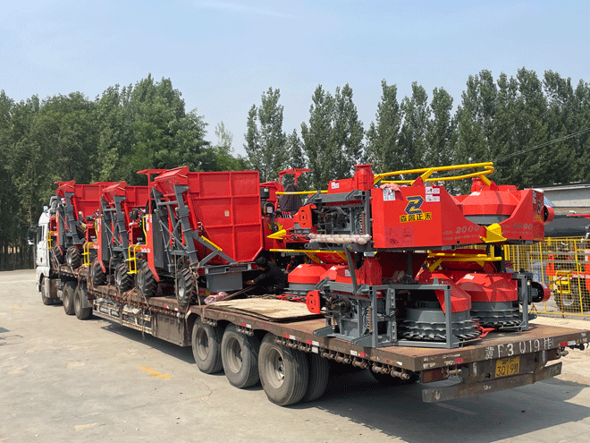 Les machines d'ensilage sont chargées et expédiées pour soutenir le développement de l'agriculture et de l'élevage ! Les machines d'ensilage sont chargées et expédiées pour soutenir le développement de l'agriculture et de l'élevage !