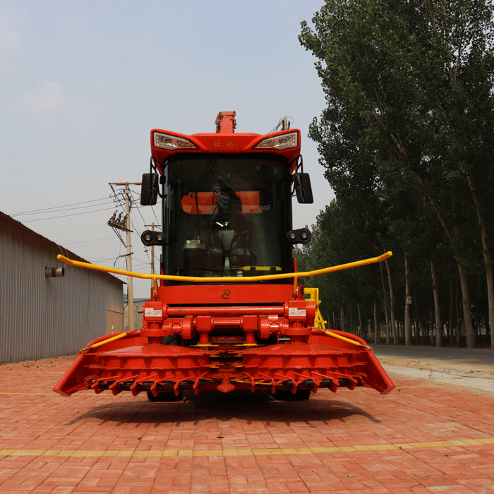 Mini moissonneuse d'ensilage de maïs automotrice