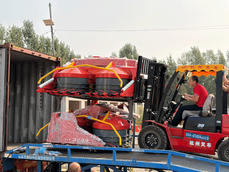 Chargement du conteneur terminé ! Senrui Agricultural Machinery expédie à l'étranger — la qualité gagne la confiance des clients du monde entier.
