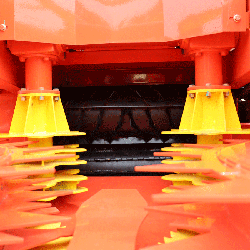 Approvisionnement d'usine 4QZ‑3000B Moissonneuse-hacheuse automotrice de qualité pour cultures fourragères et ensilage, moteur diesel de 360 ch, approuvée CE
