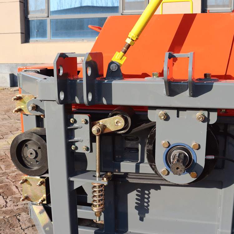 Approvisionnement direct d'usine – ensileuse 4Qx‑1800 robuste montée sur tracteur pour terrains agricoles complexes, vallonnés et en pente Approvisionnement direct d'usine – ensileuse 4Qx‑1800 robuste montée sur tracteur pour terrains agricoles complexes, vallonnés et en pente